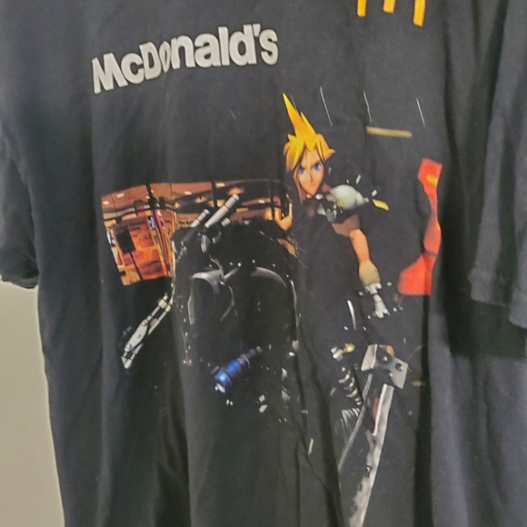 Final Fantasy 7 McDonald's Collab Shirt Square Enix - Picture 2 of 5